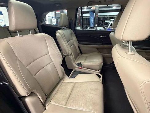 Used 2016 Honda Pilot Elite image 11