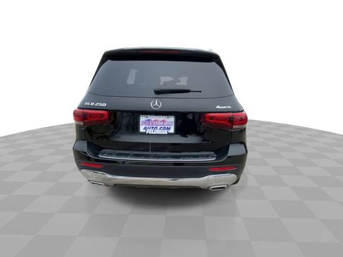 Used 2022 Mercedes-Benz GLB 250 GLB 250 image 9