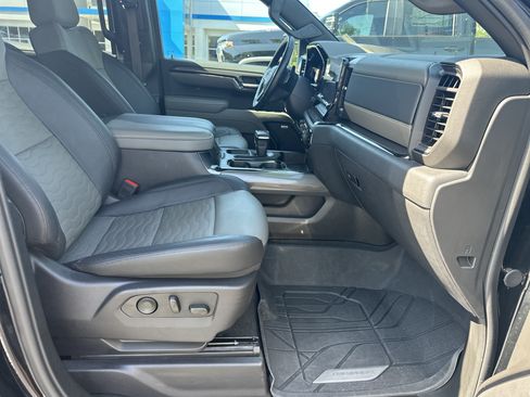 Certified 2024 Chevrolet Silverado 1500 ZR2 w/ Technology Package AWD/4WD image 13