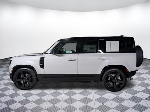 New 2026 Land Rover Defender 110 X-Dynamic SE AWD/4WD image 3