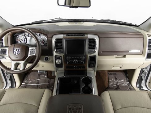 Used 2015 RAM 1500 Laramie w/ Convenience Group image 34