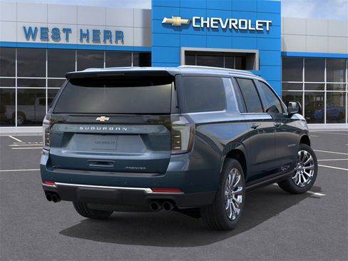 New 2025 Chevrolet Suburban Premier image 4