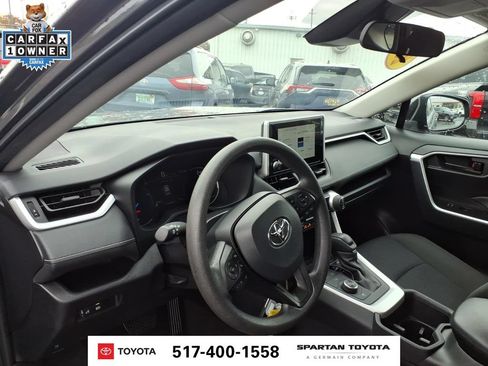 Used 2025 Toyota RAV4 LE AWD/4WD image 14
