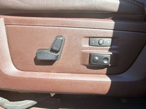 Used 2018 RAM 3500 Laramie Longhorn image 13