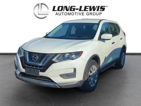 Used 2017 Nissan Rogue S AWD/4WD image 1