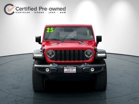 Certified 2025 Jeep Wrangler Unlimited Rubicon 4xe w/ Convenience Group AWD/4WD image 9