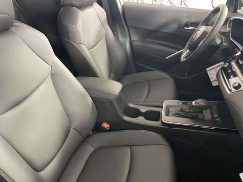 New 2026 Toyota Corolla Cross XLE image 24