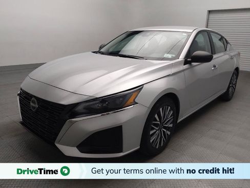 Used 2025 Nissan Altima 2.5 SV FWD image 1