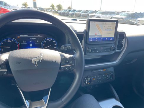 Used 2024 Ford Bronco Sport Outer Banks w/ Tech Package image 18