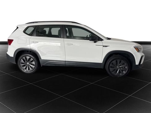 Used 2023 Volkswagen Taos S FWD image 6