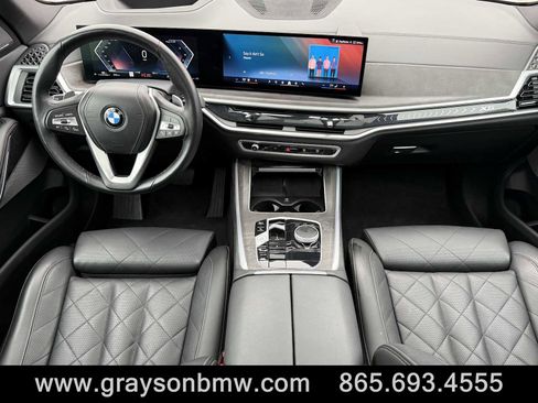 Used 2024 BMW X5 xDrive40i image 16