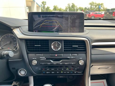 Used 2020 Lexus RX 350L FWD w/ Premium Package image 16