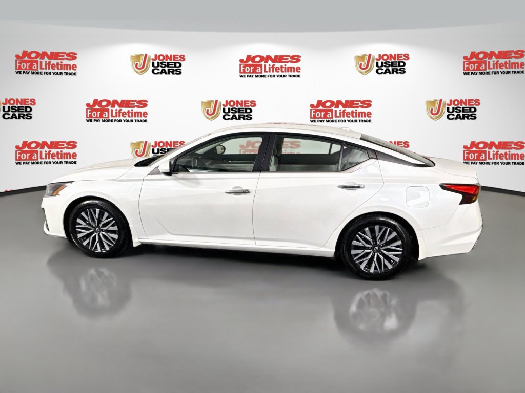 Certified 2023 Nissan Altima 2.5 SV FWD image 13