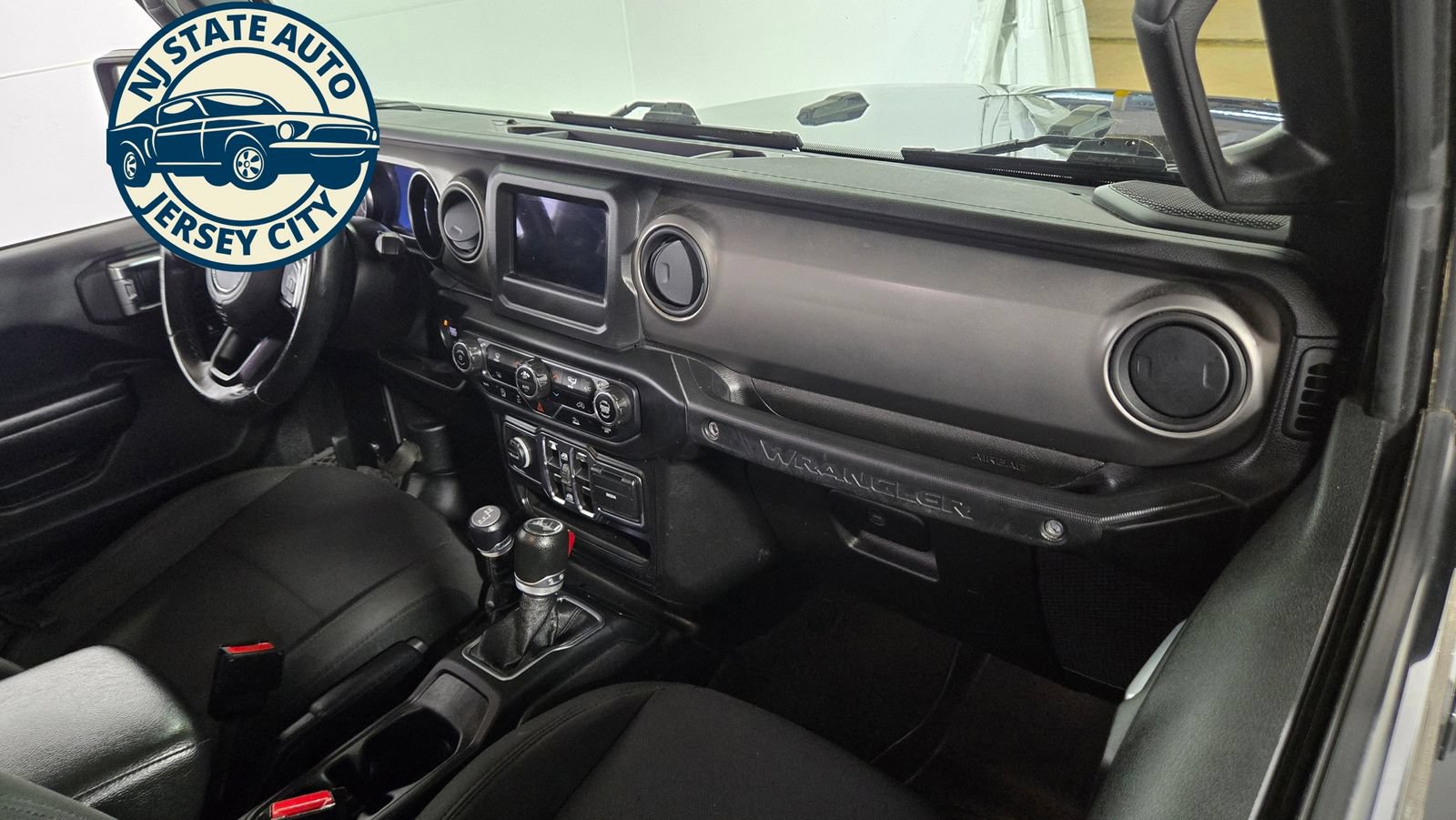 Used 2021 Jeep Wrangler Unlimited Sport AWD/4WD image 33