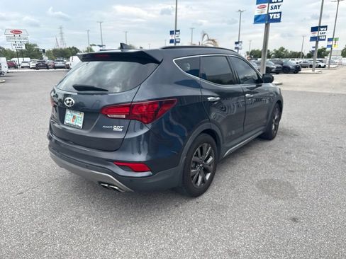 Used 2017 Hyundai Santa Fe Sport FWD image 9