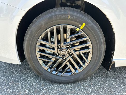 New 2026 Nissan Sentra SV w/ SV Convenience Package image 7