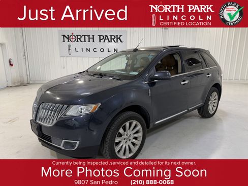 Used 2013 Lincoln MKX Base image 1