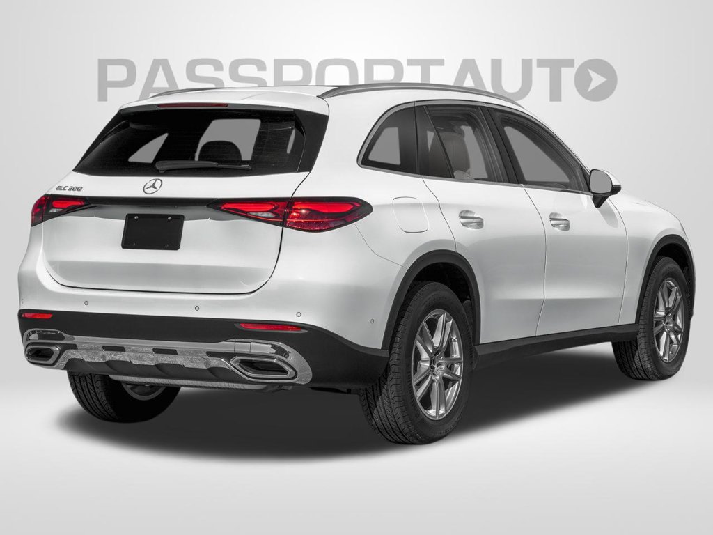Used 2026 Mercedes-Benz GLC 300 4MATIC image 2