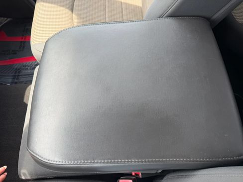 Used 2012 RAM 1500 Classic SLT AWD/4WD image 30