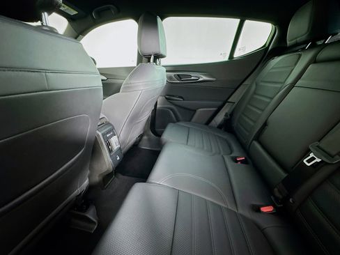 Used 2024 Alfa Romeo Tonale Ti image 24