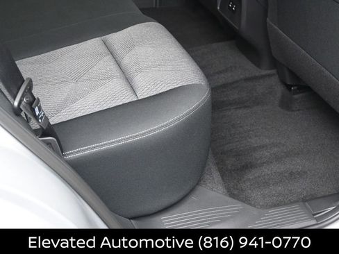 Certified 2025 Nissan Rogue SV AWD/4WD image 8