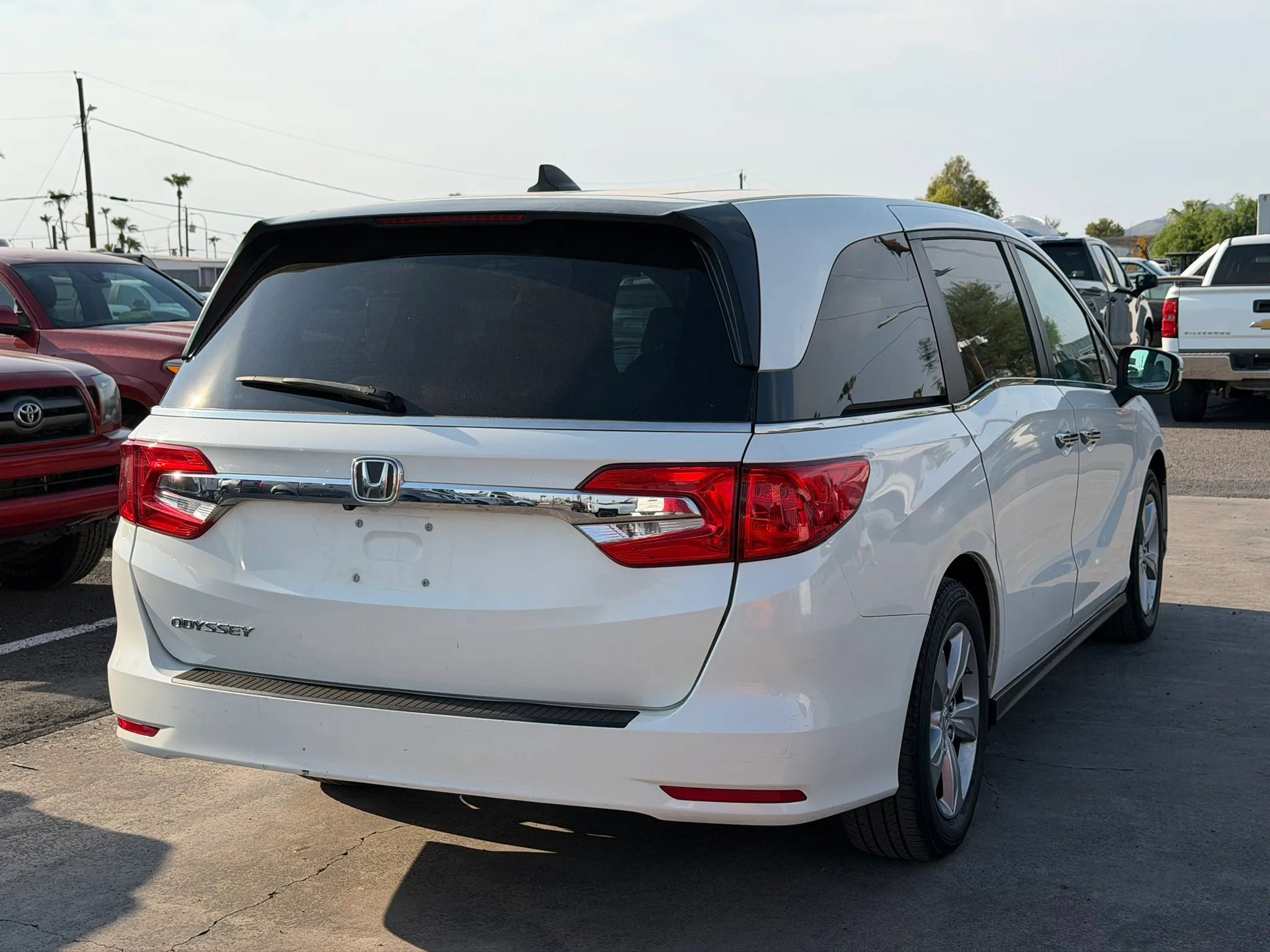 Used 2018 Honda Odyssey EX image 8