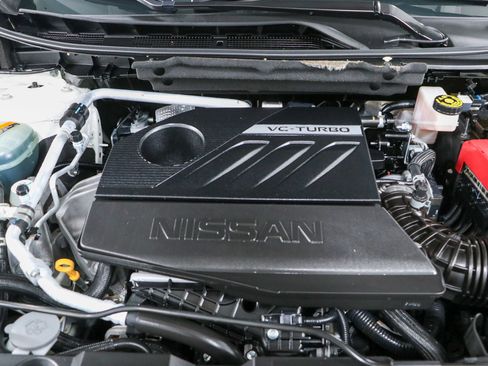 Used 2022 Nissan Rogue SV FWD image 29