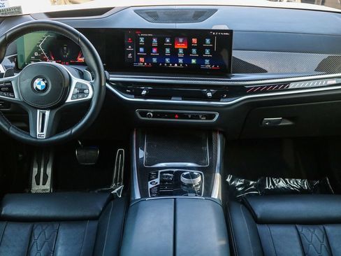 Used 2025 BMW X5 M60i image 12