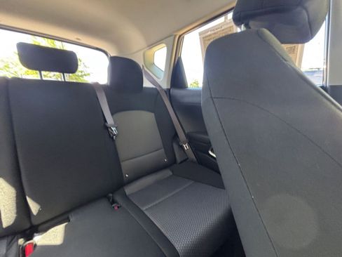 Used 2025 Kia Soul LX w/ LX Technology Package FWD image 36