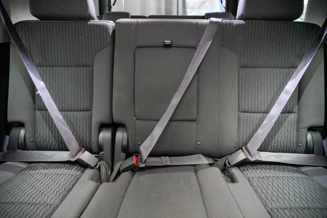 Used 2015 GMC Yukon SLE w/ Convenience Package AWD/4WD image 26