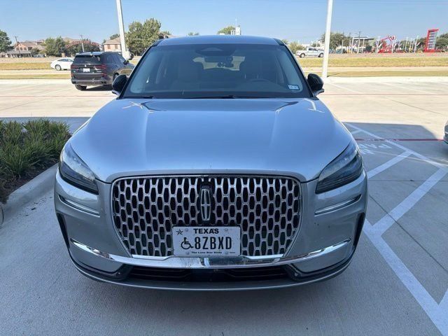 Used 2024 Lincoln Corsair FWD image 3