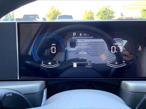 Used 2025 Hyundai Sonata SE FWD image 25