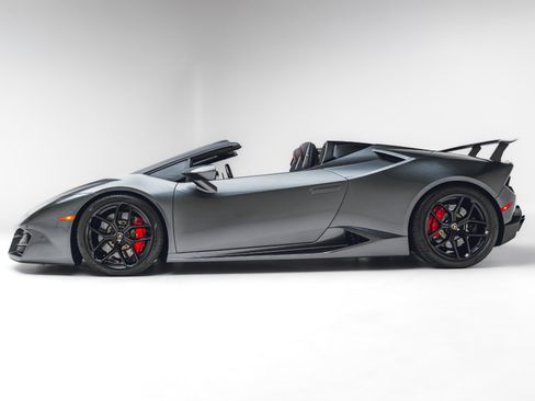 Used 2017 Lamborghini Huracan LP 580-2 RWD image 12