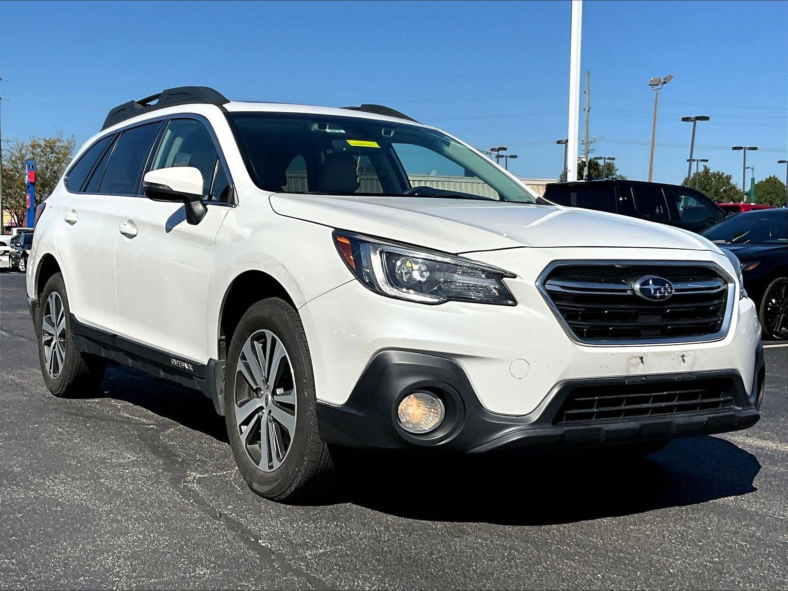 Used 2019 Subaru Outback 2.5i Limited w/ Popular Package #2 AWD/4WD image 3