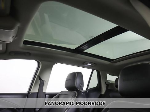 Used 2020 GMC Terrain Denali w/ Denali Premium Package image 4