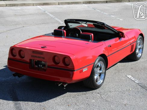 Used 1989 Chevrolet Corvette Convertible image 17