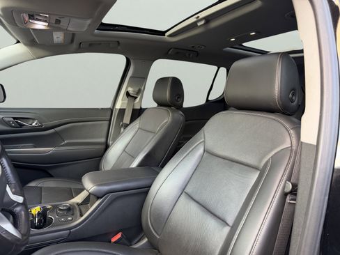 Used 2021 GMC Acadia SLT w/ Premium Package image 26