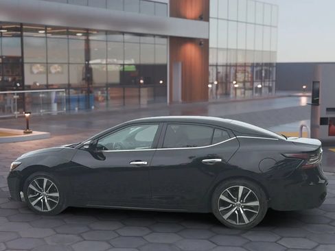 Used 2020 Nissan Maxima 3.5 SV w/ Floor Mat Group FWD image 4