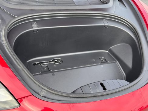 Used 2019 Tesla Model 3 Standard Range Plus image 6