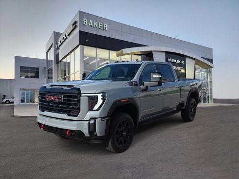 Used 2024 GMC Sierra 2500 AT4 w/ Technology Package AWD/4WD image 1