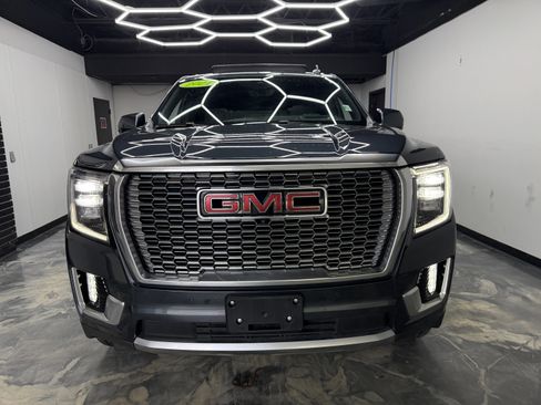 Used 2021 GMC Yukon Denali w/ Denali Ultimate Package image 9