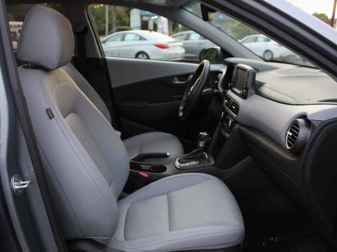 Used 2021 Hyundai Kona Limited w/ Cargo Package image 25