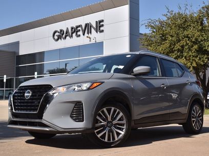 Used 2022 Nissan Kicks SV