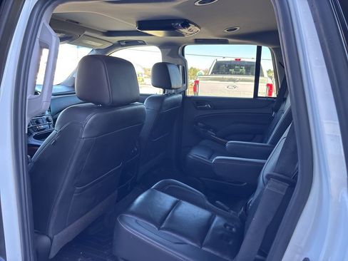 Used 2019 Chevrolet Tahoe Premier w/ RST Edition image 8