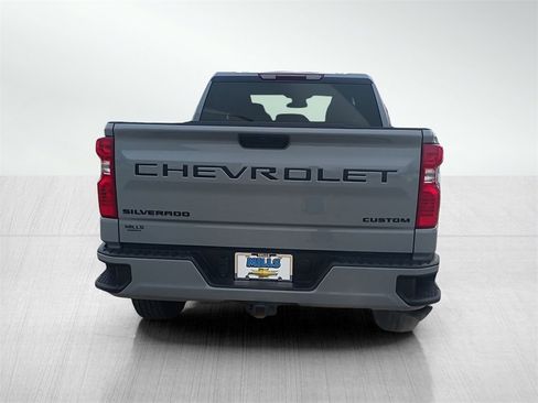Used 2024 Chevrolet Silverado 1500 Custom w/ Dark Appearance Package image 6
