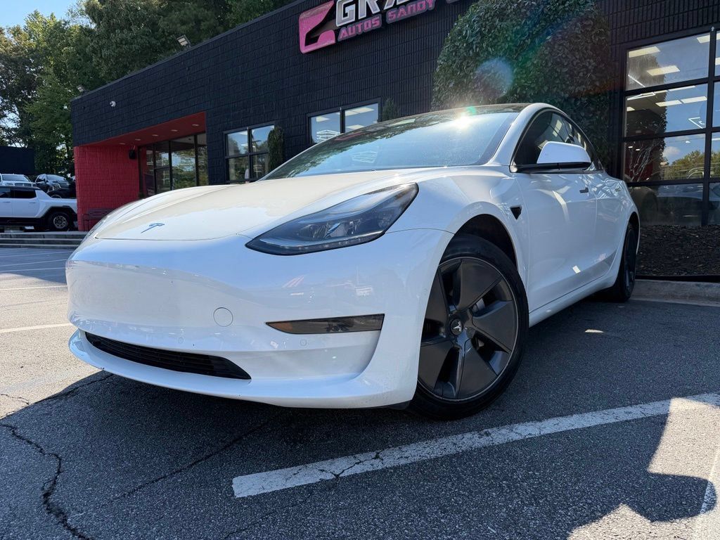 Used 2021 Tesla Model 3 Standard Range Plus RWD image 2