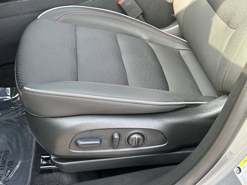 Certified 2023 Chevrolet TrailBlazer RS w/ Convenience Package image 16