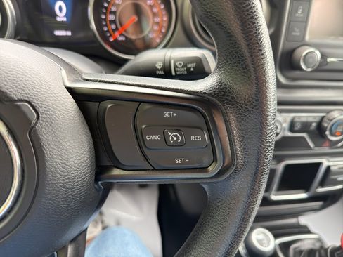 Used 2019 Jeep Wrangler Unlimited Sport AWD/4WD image 13