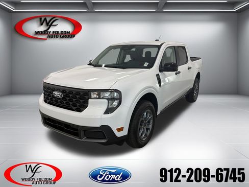 New 2026 Ford Maverick XLT w/ XLT Luxury Package FWD image 1