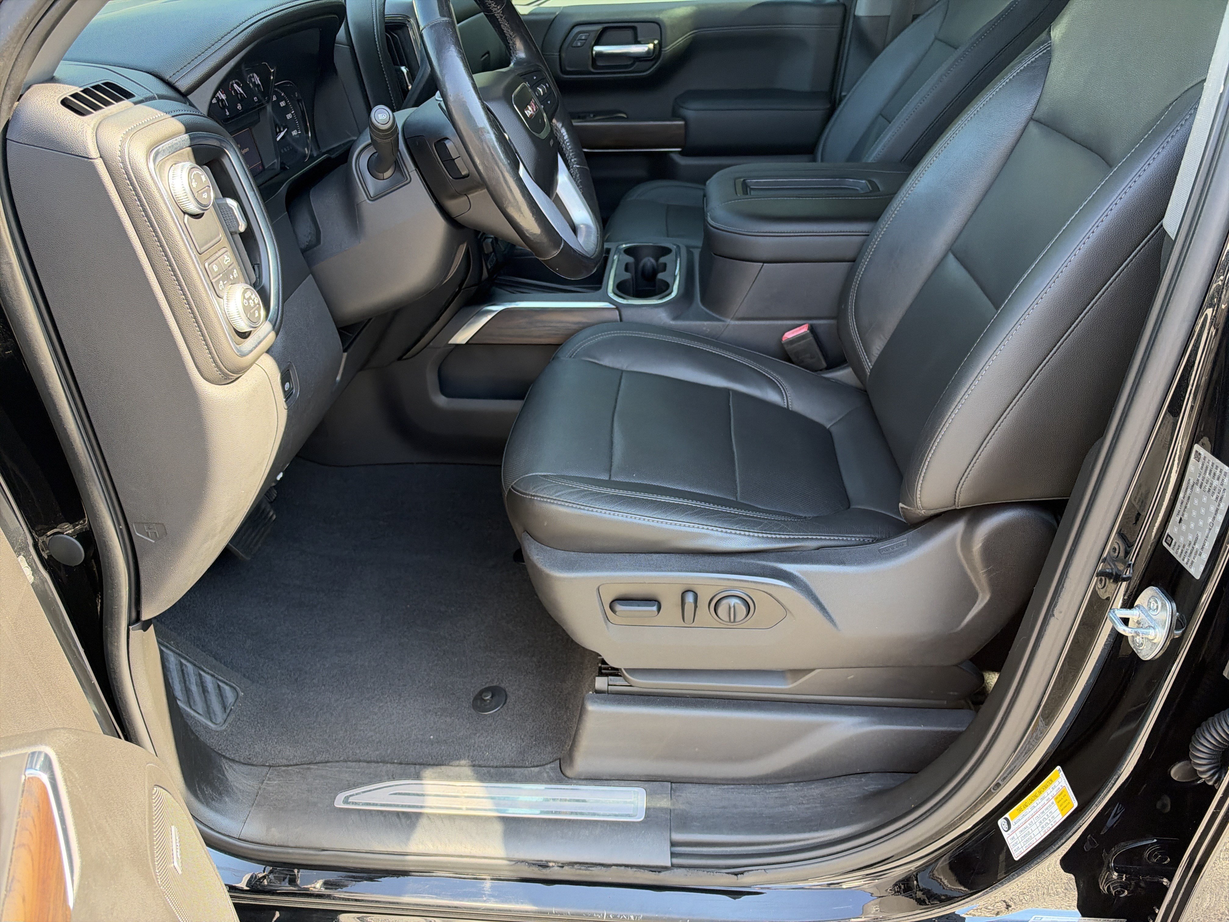 Used 2019 GMC Sierra 1500 SLT w/ SLT Premium Plus Package RWD image 11